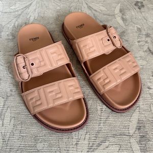 RARE Fendi slides in Pink Burbon - size 39